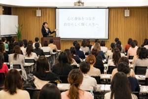 1AF275F1-7DFD-489F-9A0C-7E6B3DCD7903